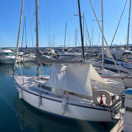 Yacht Studio Galarne Saint-Raphaël Exterior foto